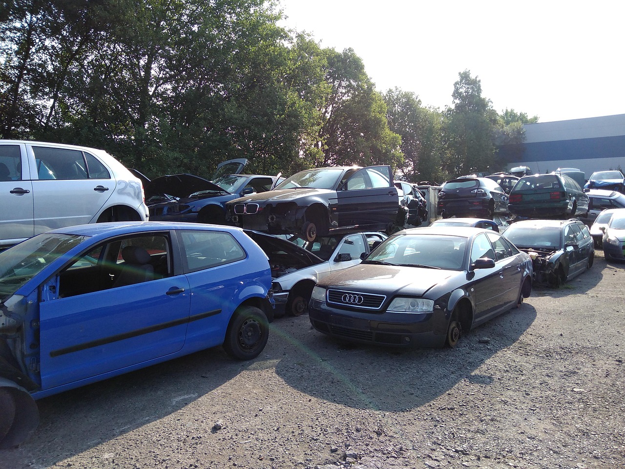 Auto verschrotten lassen in Niederkassel